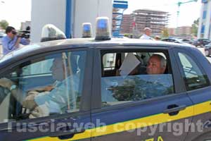L'uscita degli arrestati