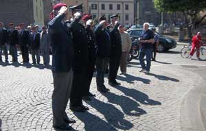 Il primo anniversario del gemellaggio tra le associazioni viterbesi dei paracadutisti e dei carabinieri