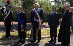 L'intitolazione del piazzale ai caduti di Nassirya