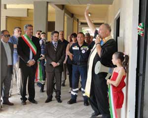 Battistoni all'inaugurazione della sede della protezione civile a Calcata