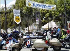 Al via il Vespa raduno