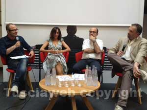 Da sinistra: Baffo, Maria Nicoletta Gaida presidente Ara Pacis Initiative, Mauro Morucci e Stefano Petrocchi della Fondazione Bellonci