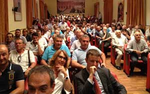 Circa trecento le persone presenti all'assemblea dei quarantenni