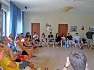 L'assessore Bianchini accogli e i giovani europei