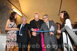 Il vescovo inaugura le nuove sale