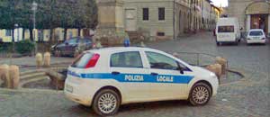 Una pattuglia della polizia locale