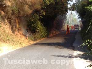 L'intervento per l'incendio in strada Filante