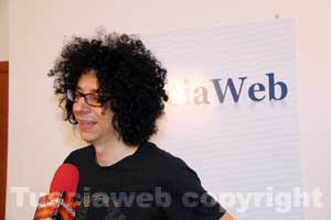 Giovanni Allevi durante l'intervista