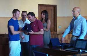 Il sindaco Angelelli premia i volontari