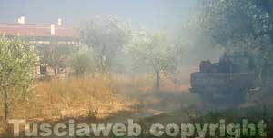 L'incendio e il fumo in località Mazzatosta