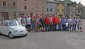 Gli appassionati di 500 a San Lorenzo Nuovo