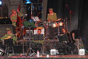 I musicisti che accompagnavano Elio in Gian Burrasca