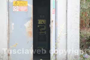 La cabina dell'Enel in cui è stato ritrovato il cadavere