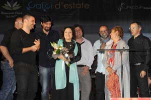 La Ruggiero con il trio Paolo di Sabatino e gli organizzatori della serata Silvia Iacopini e Luciano De Fermo