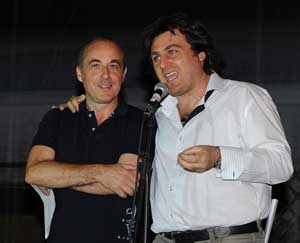 Il titolare del ristorante Fioro' Luciano De Fermo con il presentatore della serata Giancarlo Necciari 