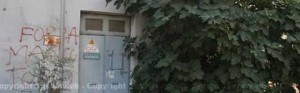 La cabina dell'Enel in cui è stato ritrovato il cadavere
