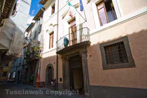 Il palazzo comunale di Vasanello