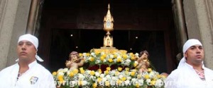 Il cuore di Santa Rosa fuori dal sagrato del Duomo