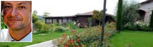 L'agriturismo in cui è avvenuta la rapina; nel riquadro, Gino Damiani, proprietario ed ex assessore comunale