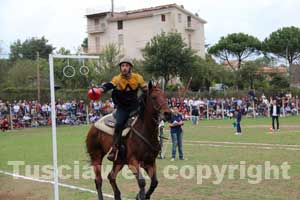 Il cavaliere della contrada Trinità Andrea Colletti