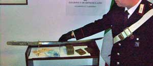 Il materiale sequestrato dai carabinieri