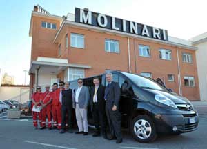 Il pulmino donato dalla fondazione Molinari