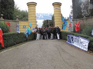 Il sit-in a Villa Buon respiro