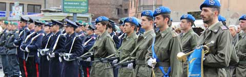 La festa delle forze armate al Sacrario