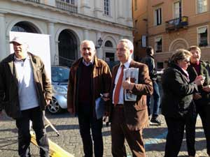Mariani e Ricci a piazza del Teatro per le primarie