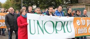 I dipendenti della Unopiù in sciopero
