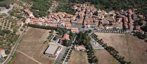 Veduta aerea di Villa San Giovann in Tuscia