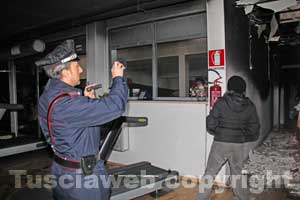 I carabinieri al lavoro nella palestra