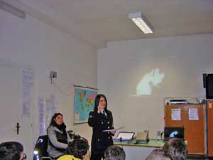 La lezione del sottufficiale Giovanna Dominioni