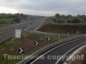 La carreggiata ristretta a causa del cantiere