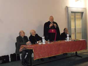 Il vescovo Fumagalli alla presentazione del libro