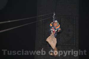 La befana 115 scende dal campanile