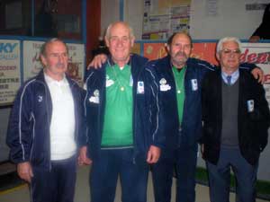 Galliano Deangelis coi campioni provinciali