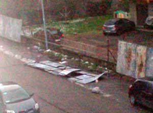 Le pensiline elettorali in via Agnesotti