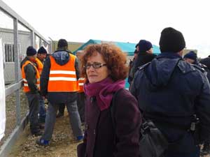 Melaragni a Montalto davanti ai cancelli dell'impianto fotovoltaico