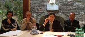 Lavoratori autoservice in conferenza stampa