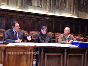 Il sindaco Marini, l'assessore Muroni e l'architetto Gai