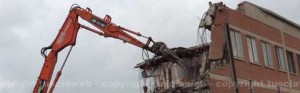 Una ruspa all'oratorio del Murialdo