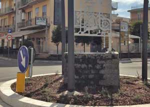 Il monumento a via Petrarca, Civita Castellana