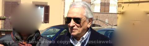 Nando Gigli ai seggi delle primarie del centrosinistra