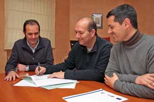 La firma della convenzione