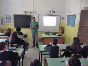 La classe seconda D della scuola media Sacconi di Tarquinia