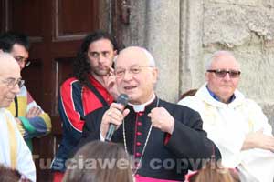 Il vescovo Lino Fumagalli