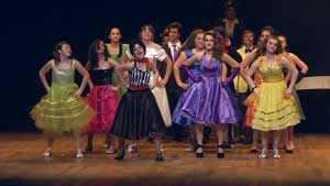 Lo spettacolo al teatro di Montalto di Castro
