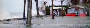 Le drammatiche immagini dei campeggi dopo l'esondazione del lago di Bolsena
