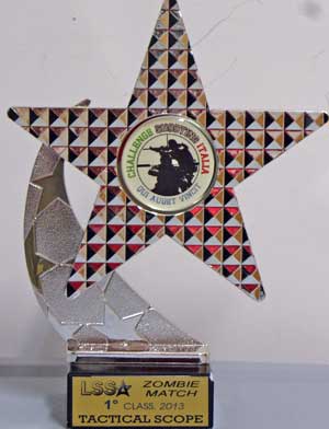 Il trofeo dello Zombie Match Lone Star Shooting Association